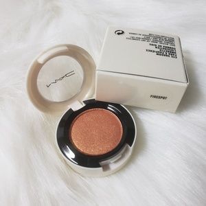 🆕️*RARE*🔥MAC Eyeshadow in Firespot🔥 NIB 📦🆕️